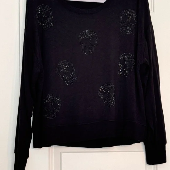 Cynthia Rowley Black Skull Embellished Sweater - Picture 1 of 5